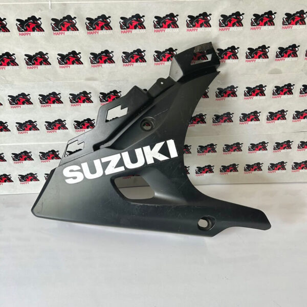 Pièce de Carénage Gauche Suzuki 125 2017-20 casablanca