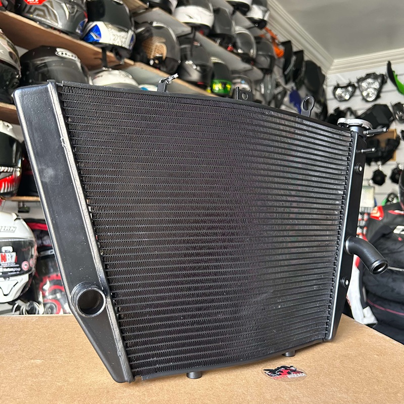 Radiateur D'Huile Neuf Pour Suzuki GSXR 1000 (2009-2016) - TERAM LOISIRS - Compatible 17710-47H00-00