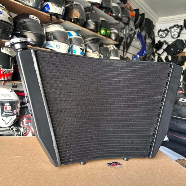 Radiateur GSXR 1000 K9–L6 (2009–2016) Neuf 🇪🇺 maroc