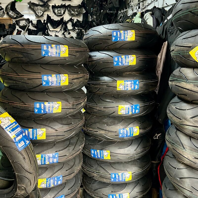 Pneu Michelin Pilot Power 2CT 180-55 ZR17